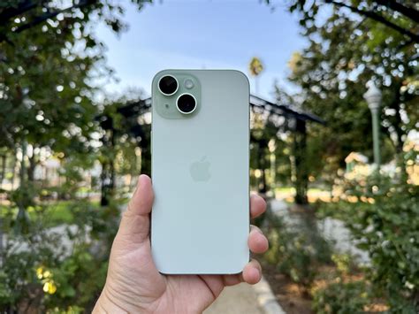 Iphone 15 review - That continues for the iPhone 15 lineup with 6.1 inches for the 15 and 15 Pro displays and 6.7-inches for the 15 Plus and 15 Pro Max. A big change for the more affordable 15 and 15 Plus this time ...